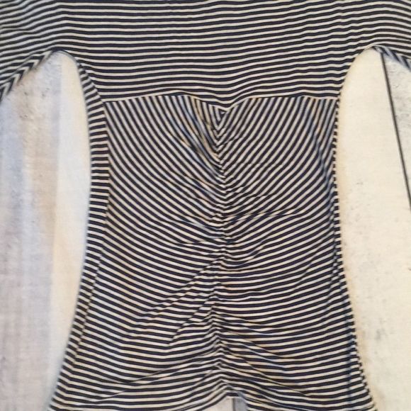 BCBG Sample, Blue & White Striped Long-Sleeved Tee w/Ruched Back - Size XS/S - Picture 9 of 9